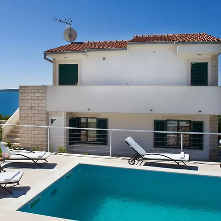 Villa Brdar *