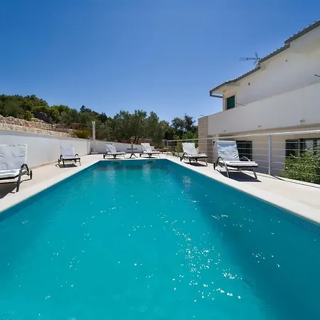 Villa Brdar *